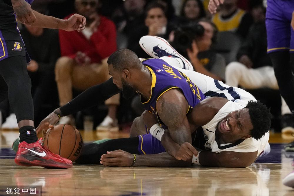 崭露头角后 崭露头角后